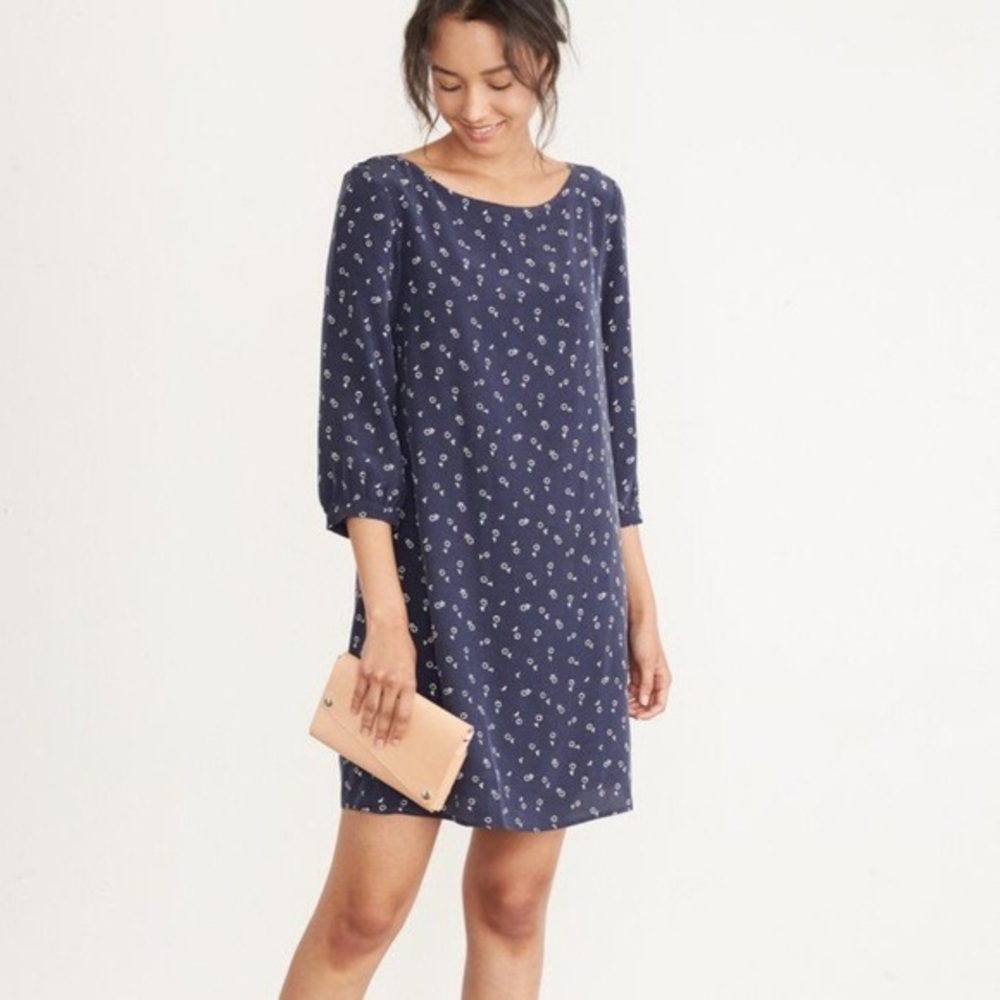 Amour Vert Haley Shift Dress